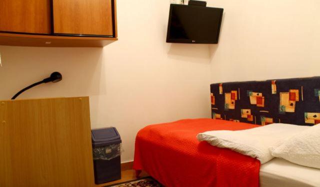 Domin Osijek Hotel Екстериор снимка